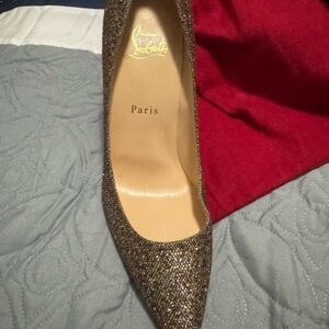 NIB CHRISTIAN LOUBOUTIN DÉCOLLETÉ 554 100 GLITTER REGINA STILETTOS